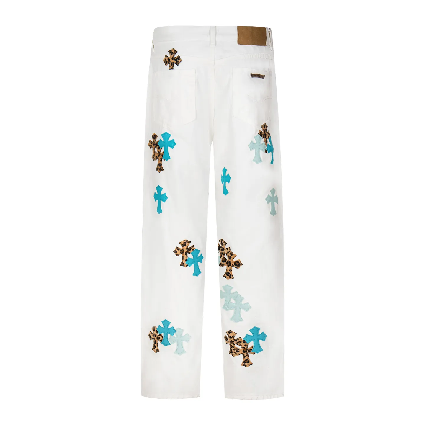 P260 Chrome Hearts 25SS white pants with three-color leopard print blue leather jeans. Chrome Hearts' pants with the most popular colors are made of beaded canvas fabric. Heavy washing makes the upper body of the fabric more textured and the pants are tall and straight! The three-dimensional cutting of the whole trousers is a masterpiece! The hardware is customized by zp. The beaded canvas fabric is thick and soft after being washed. It has good breathability. Customized small leather label. Unique design. The details are simple and elegant, and the workmanship is exquisite. The whole trousers are neatly routed and the details are in place! It’s so cool that both men and women can easily control the genderless trend! Style number: 1771# Color: White Size: 28 30 32 34 36